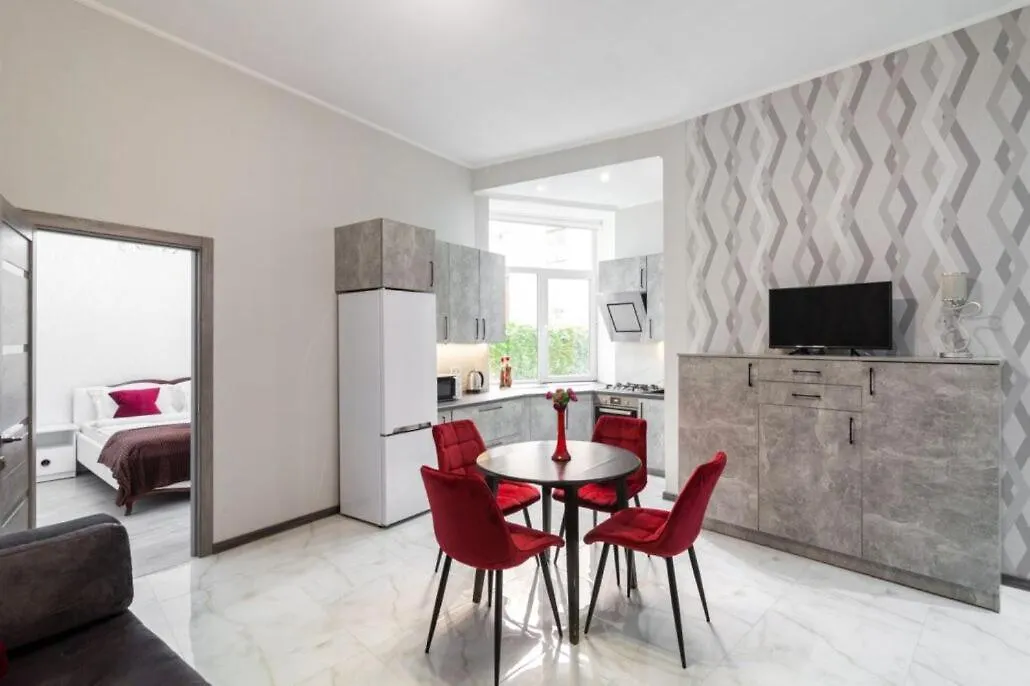 Regrand Apartment On Leontovycha Str Lviv Ukrayna